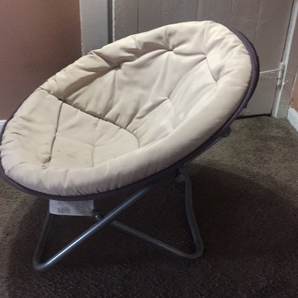 Comfy Chair - image 3